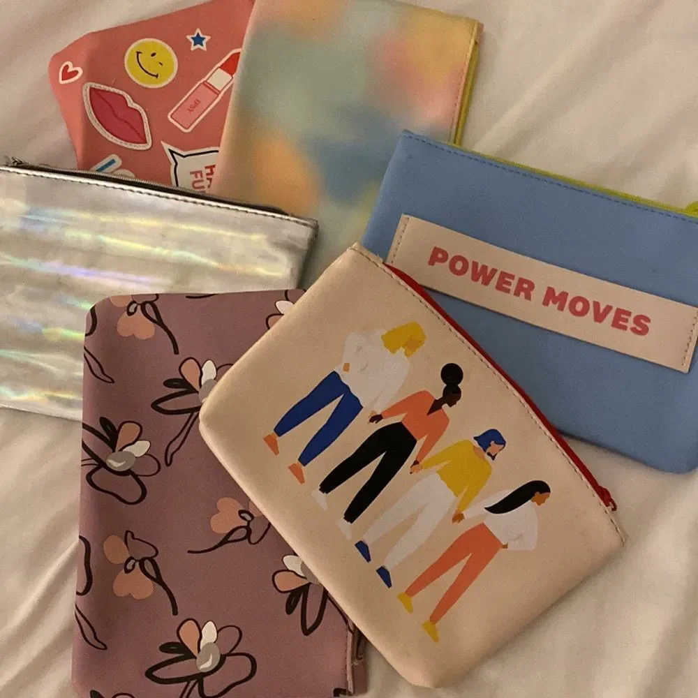 Ipsy Makeup Bags - 6 bags as pictured , size 7.5 x5